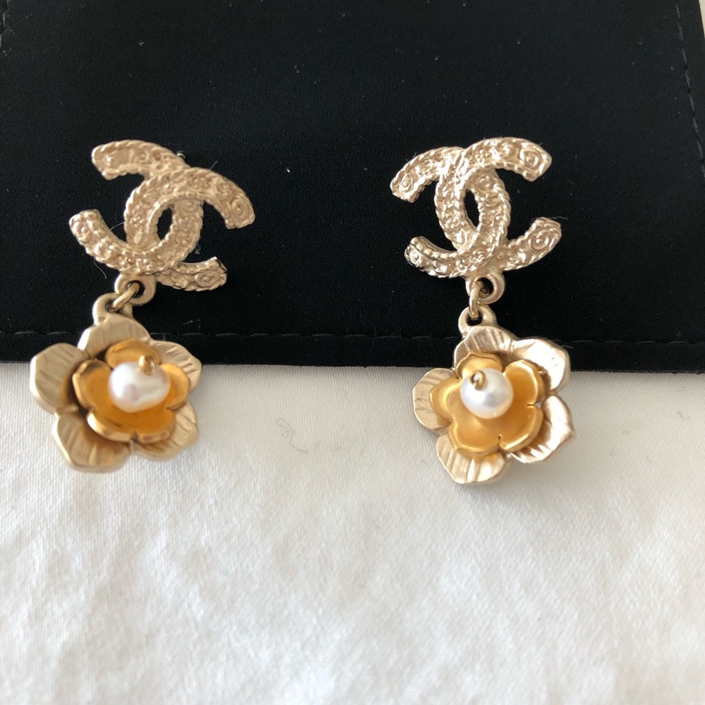 Authentic Chanel gold/pearl floral earrings